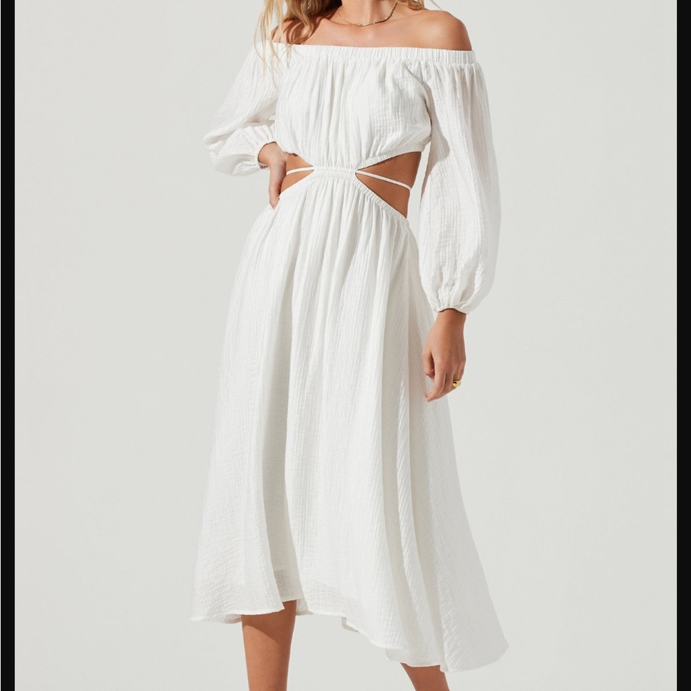 Astr dress size xs NWT